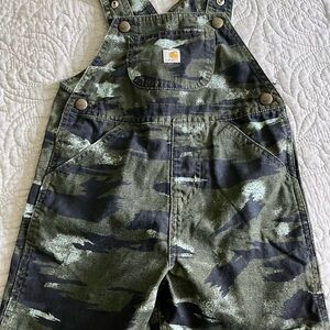 Carhartt short bibs size 4T